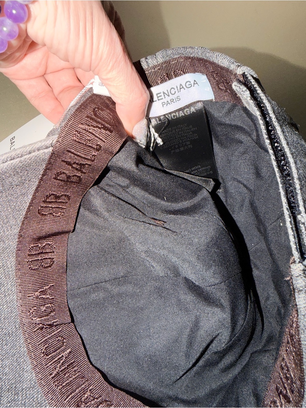 Balenciaga Washed Black Embroidered Logo Cap - Picture 5 of 6